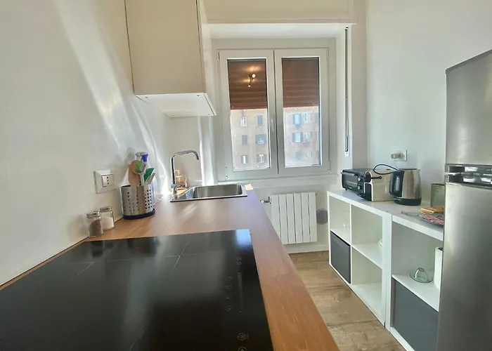 Apartamento Nolo Urban Nest Apartment, Confortevole E Graziosa, Servita Di Tutti I Comfort E Metropolitana Per Stazione E Garibaldi Milão